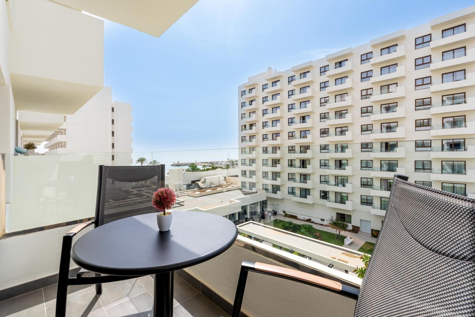 Wintowinrentals Executive Apt In Ocean House Complex Torremolinos Dış mekan fotoğraf