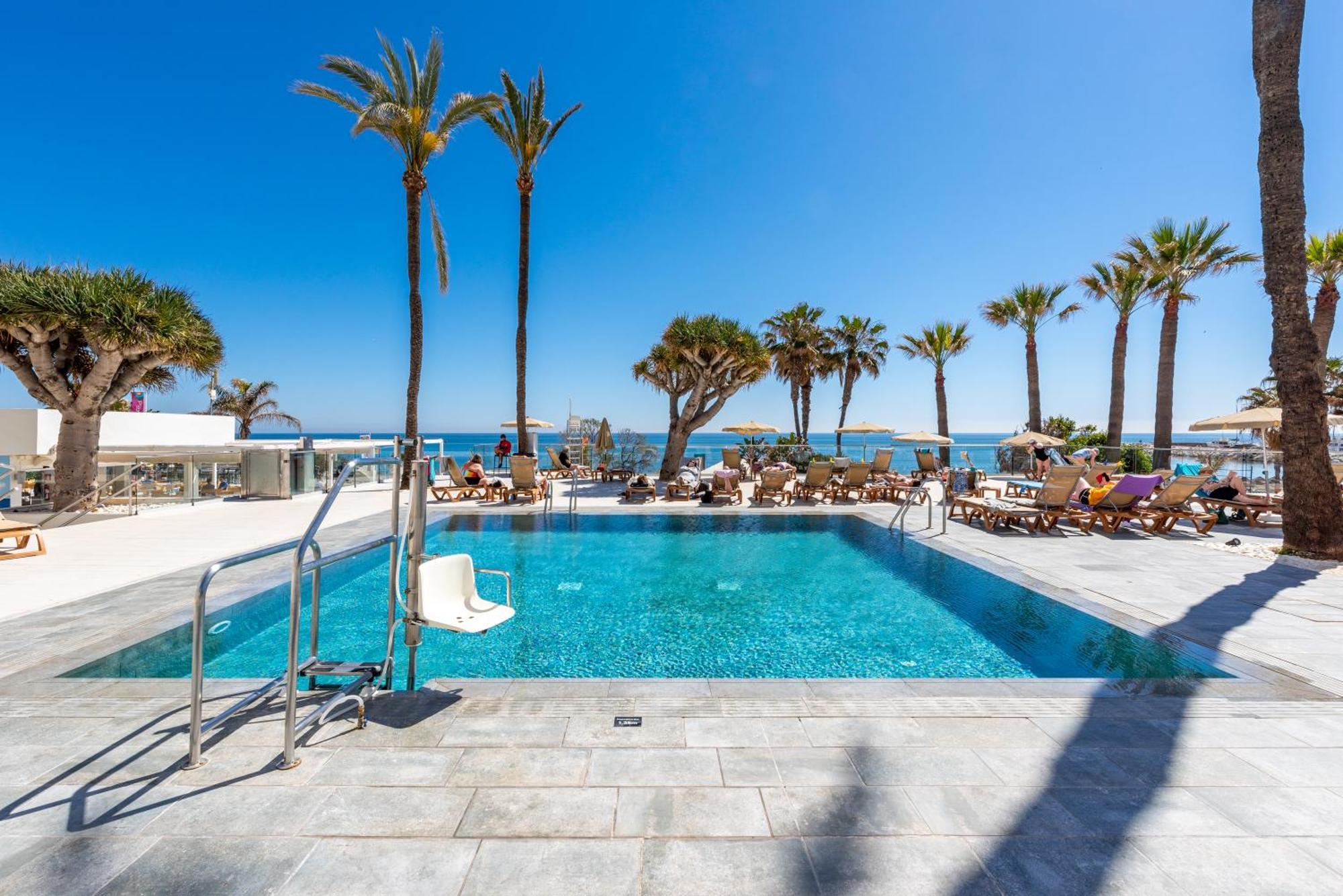 Wintowinrentals Executive Apt In Ocean House Complex Torremolinos Dış mekan fotoğraf